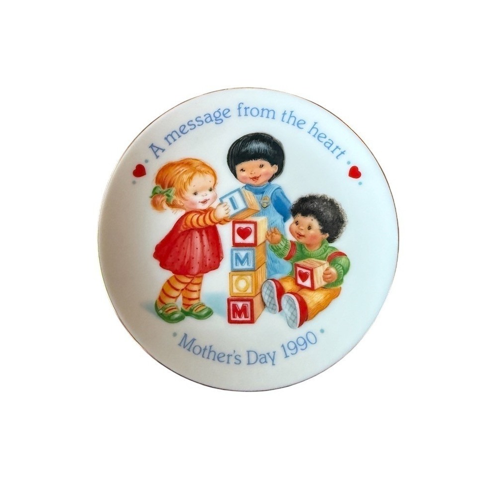Avon Mother's Day 1990 A Message‎ From the Heart Mini Collector Plate 5in round